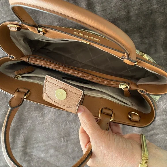 Michael Kors Brown and Cream Logo Tote - Picture 8 of 15